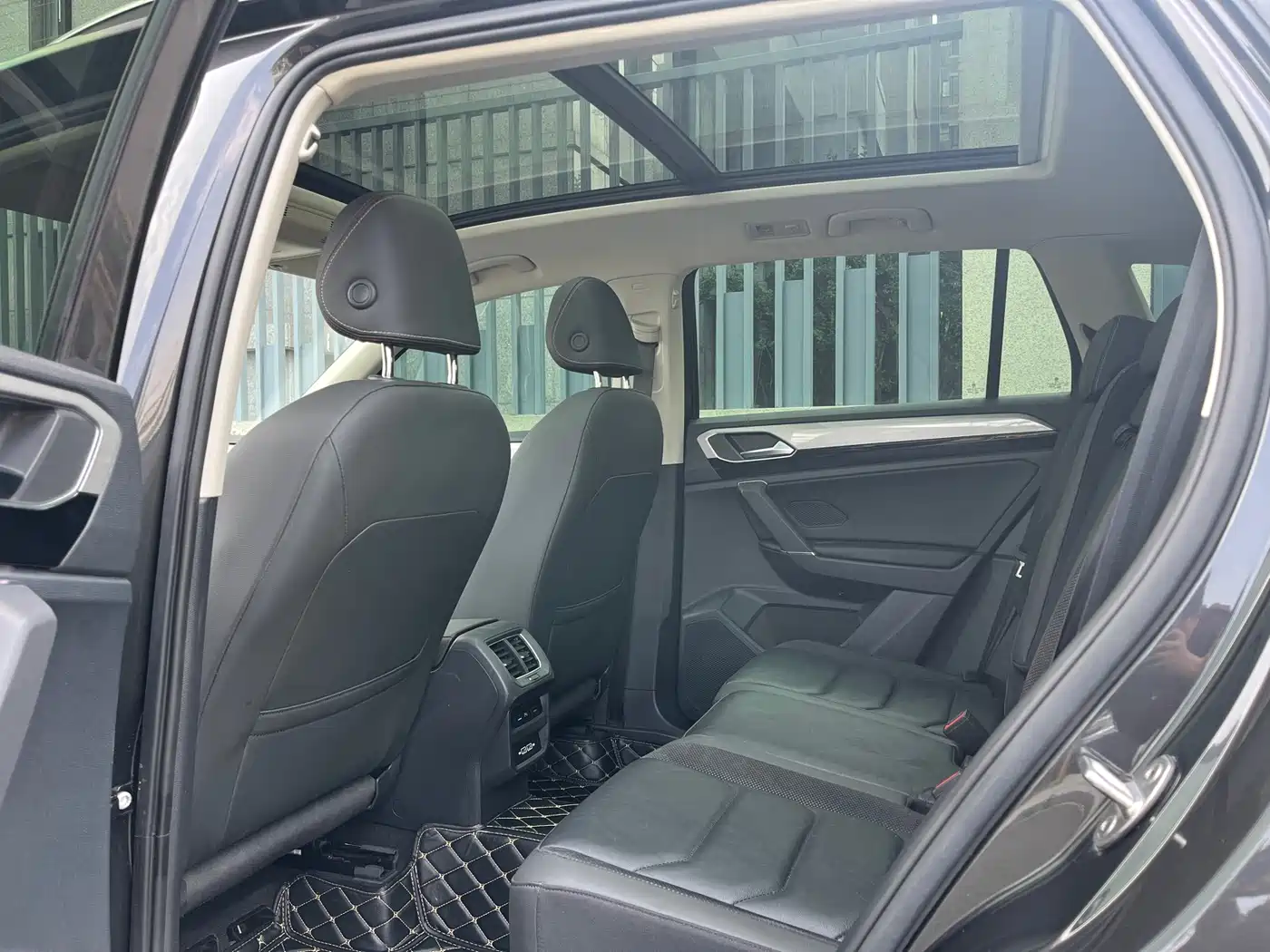 Volkswagen Tayron 2019 330TSI 2WD Luxury China VI фото 12