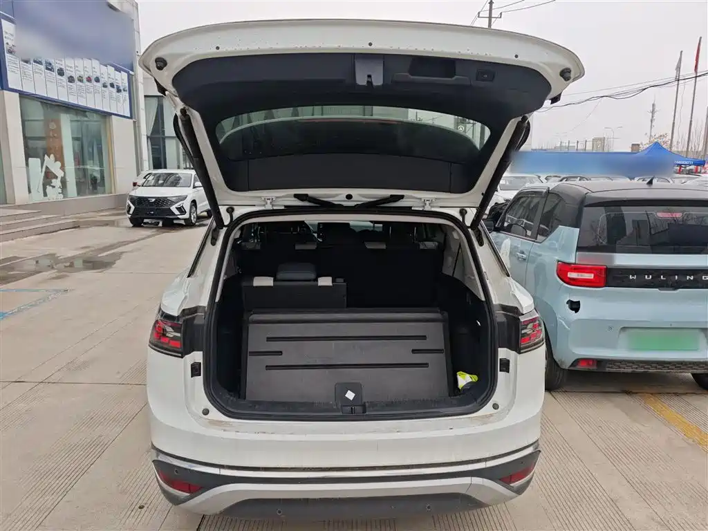 Volkswagen ID.6 CROZZ 2021 Long Range PURE+ Edition фото 16