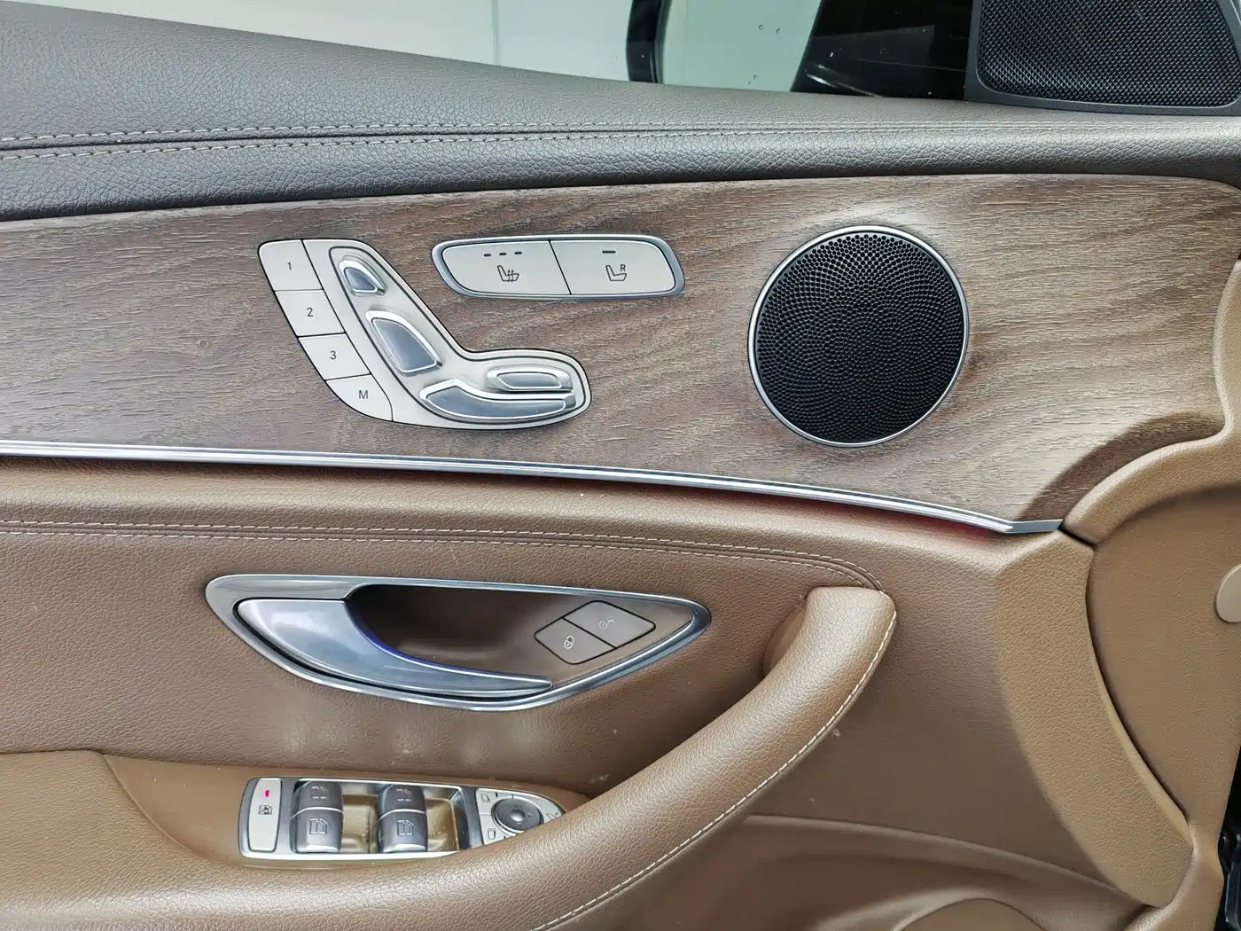 Mercedes-Benz E-Class 2020 Facelift E 300 L Fashion фото 18