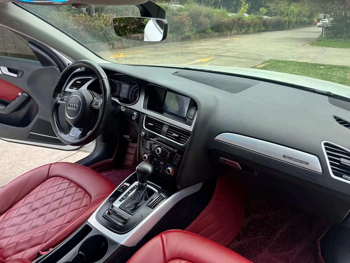 Audi A4L 2015 45 TFSI quattro Individual Sport фото 11