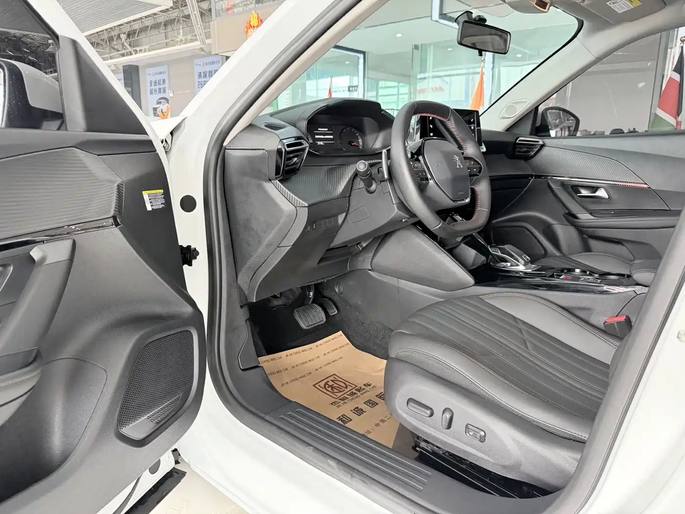 Peugeot 2008 2022 230THP THE ONE фото 4