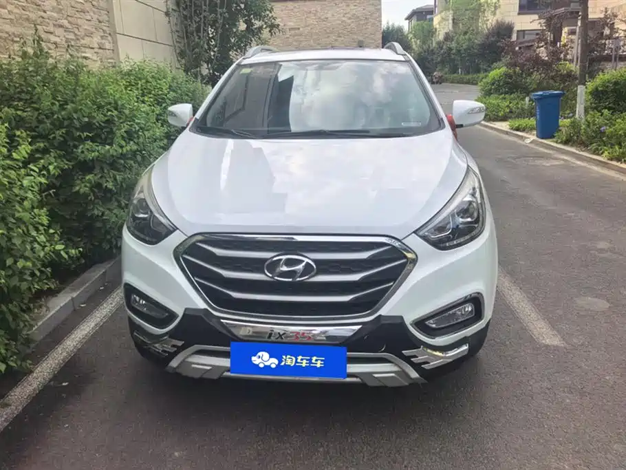 Hyundai Beijing Hyundai ix35 2015 2.0L Automatic 2WD Smart Type China IV фото 2