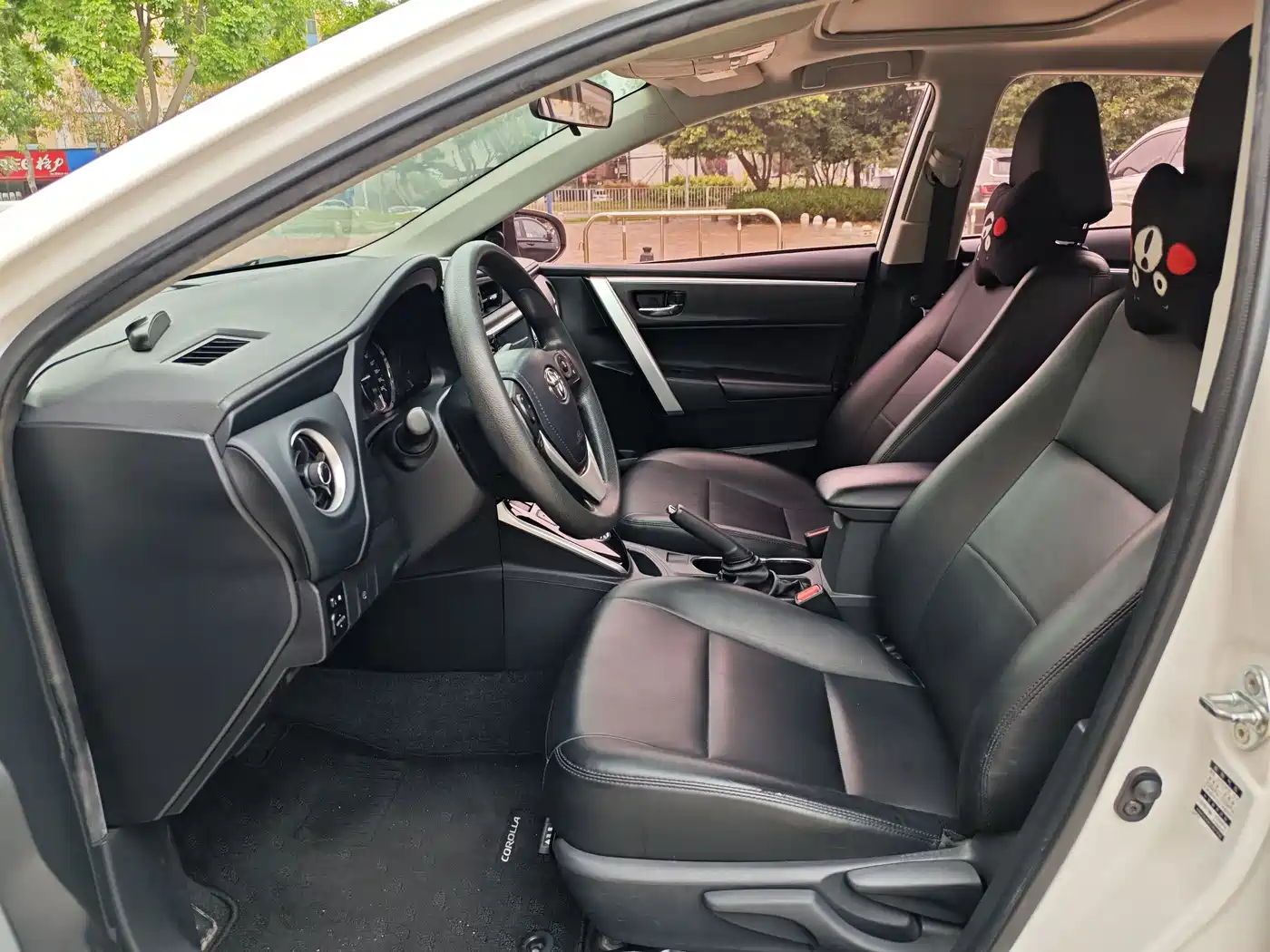 Toyota Corolla 2022 Hybrid 1.8L E-CVT Pioneer Edition фото 7