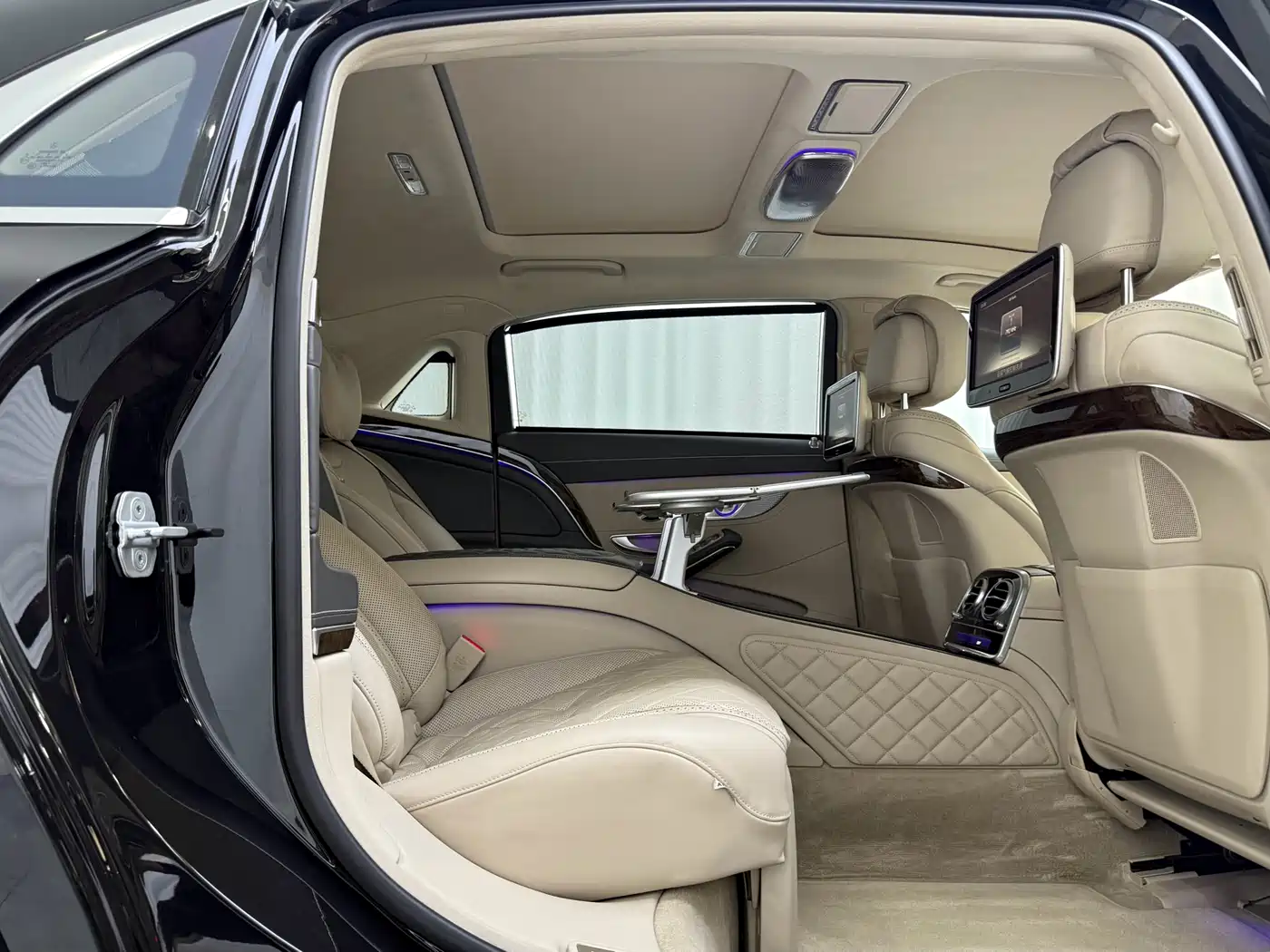 Mercedes-Benz Maybach S-Class 2017 S 600 фото 11