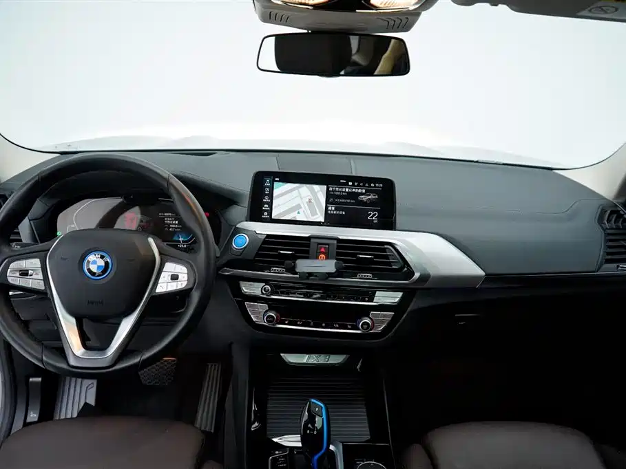 BMW iX3 2021 Pioneer фото 3