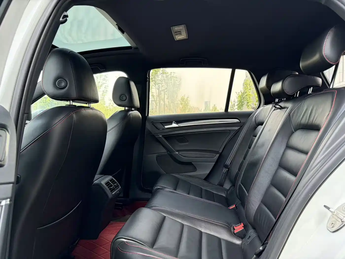 Volkswagen Golf GTI 2016 2.0TSI GTI фото 22