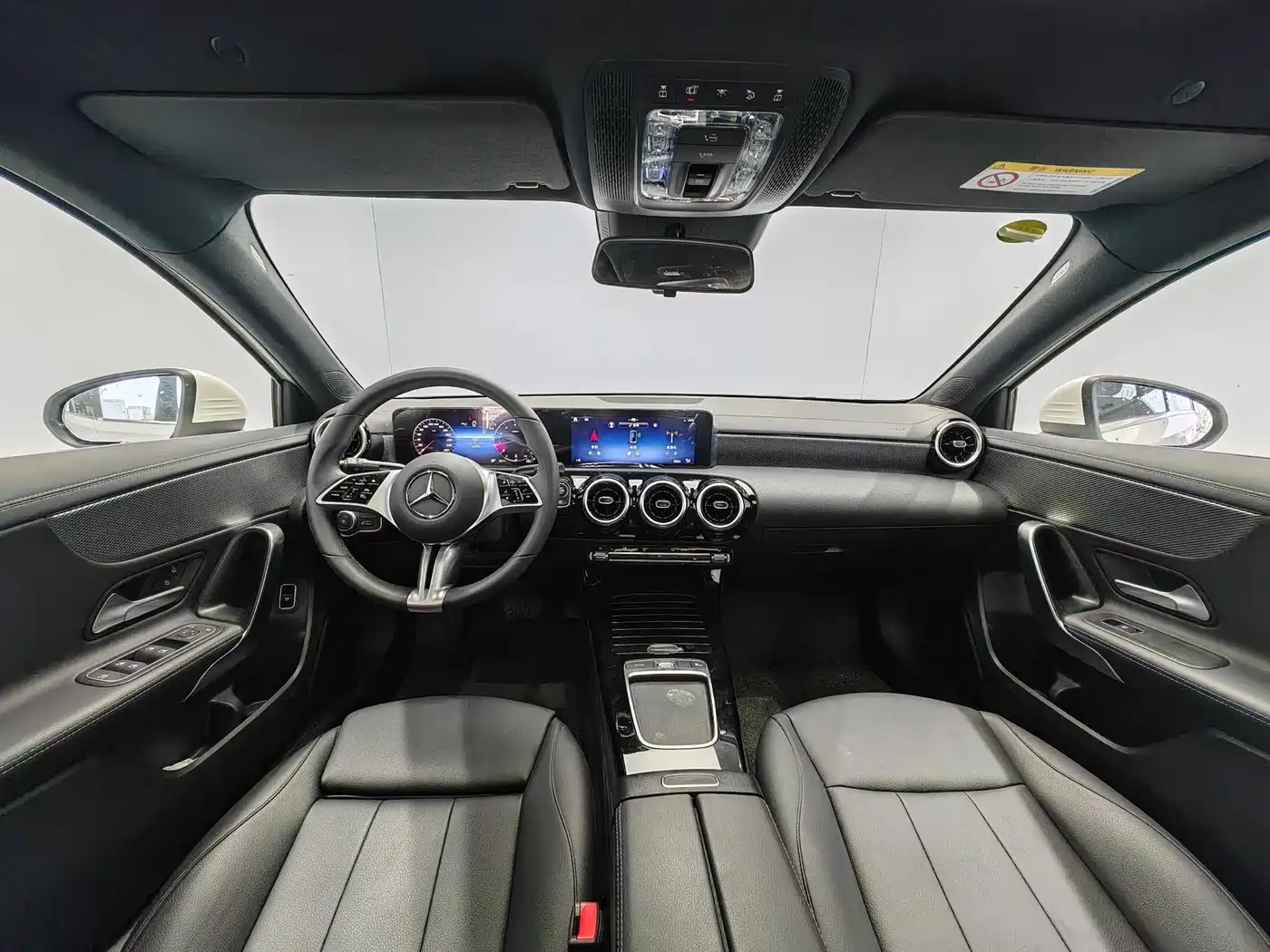 Mercedes-Benz A-Class 2025 A 180 L фото 10