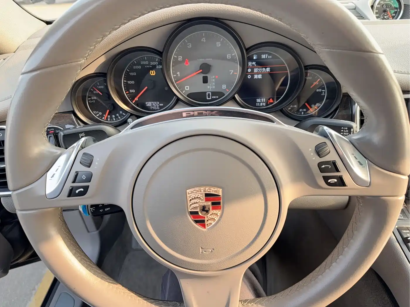 Porsche Panamera 2010 Model Panamera 4S 4.8L фото 8