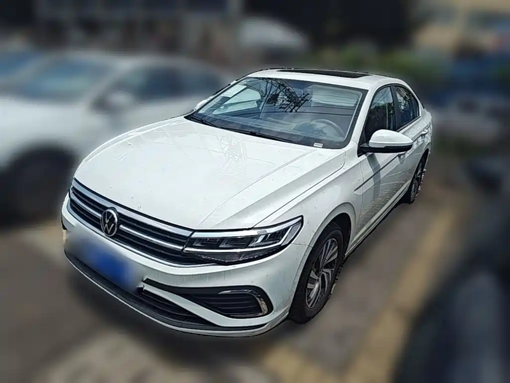 Volkswagen Bora 2025 Facelift 200TSI DSG Navigation Edition фото 3