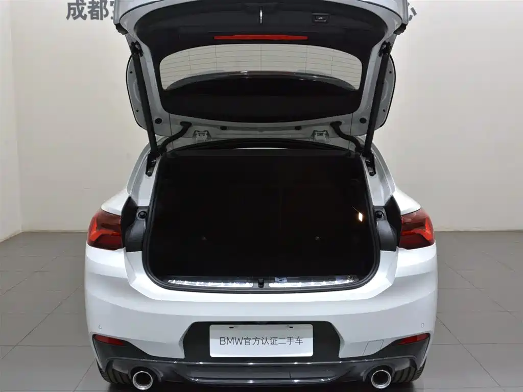 BMW X2 2023 sDrive25i M Sport Shadow Edition фото 6