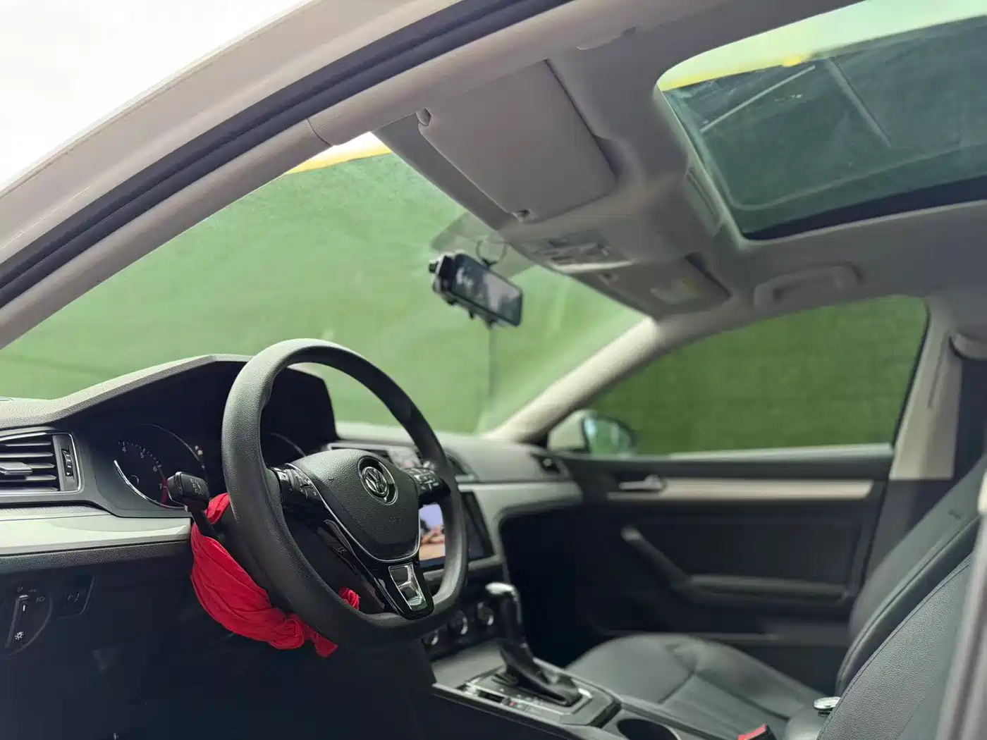 Volkswagen Lamando 2017 230TSI DSG Trend Edition фото 4