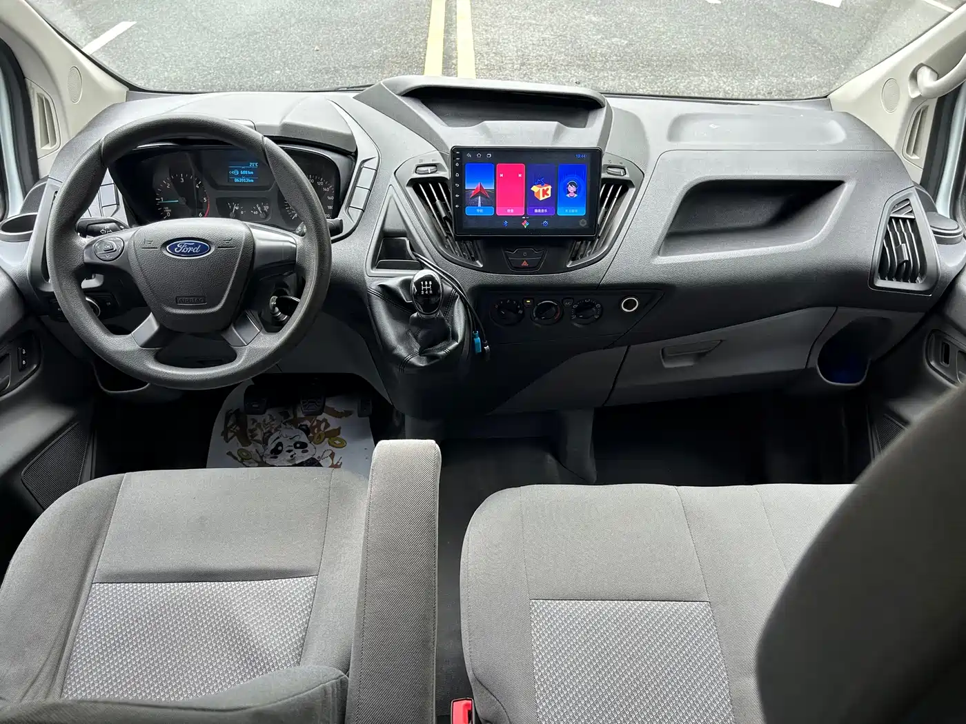 Ford Transit 2021 2019 2.0T Diesel Multi-Purpose Commercial Vehicle Short Wheelbase Low Roof 6-Seater China VI