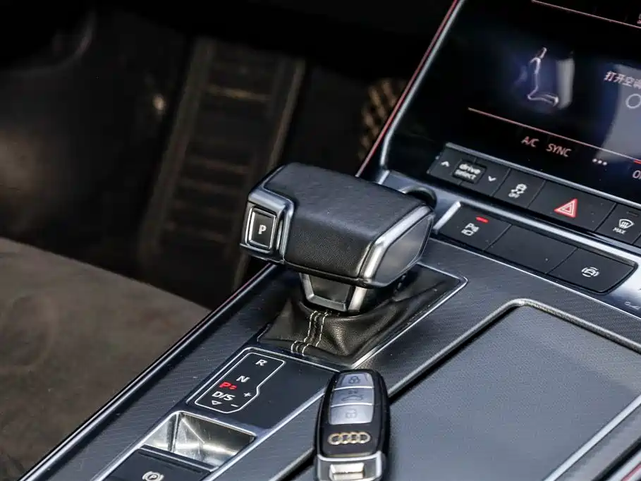 Audi A7L 2024 45TFSI S-line Dream Edition Crystal Package фото 28
