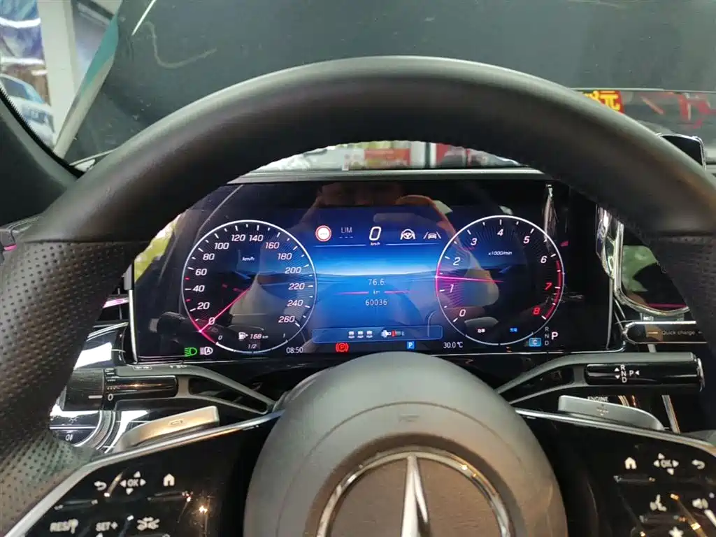Mercedes-Benz E-Class 2024 Model E 260 L фото 12