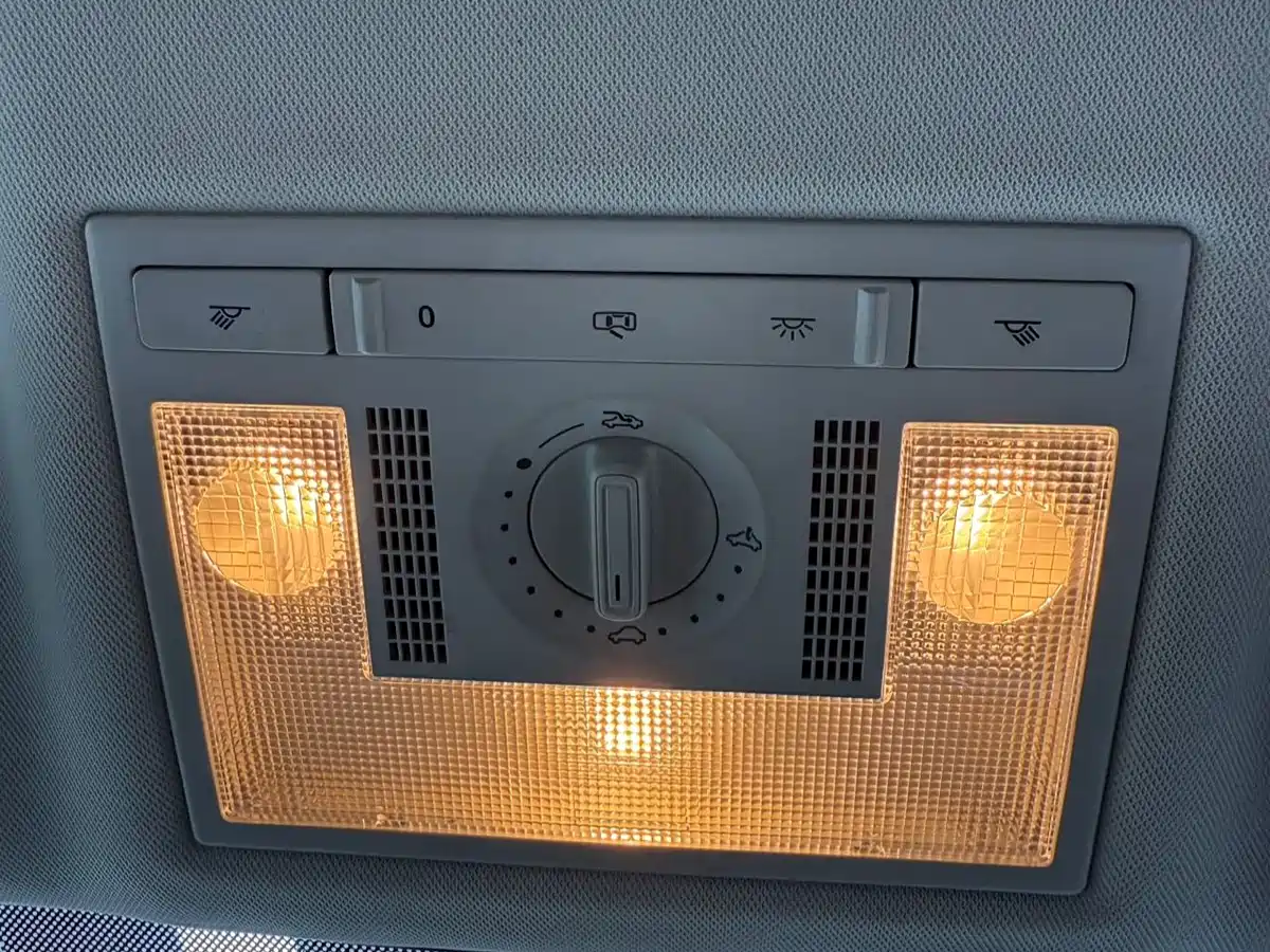 Škoda Kamiq 2022 1.5L Automatic Comfort Edition фото 14