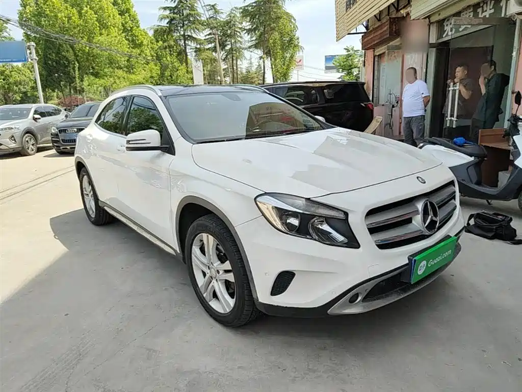 Mercedes-Benz GLA 2015 GLA 200 Dynamic фото 4