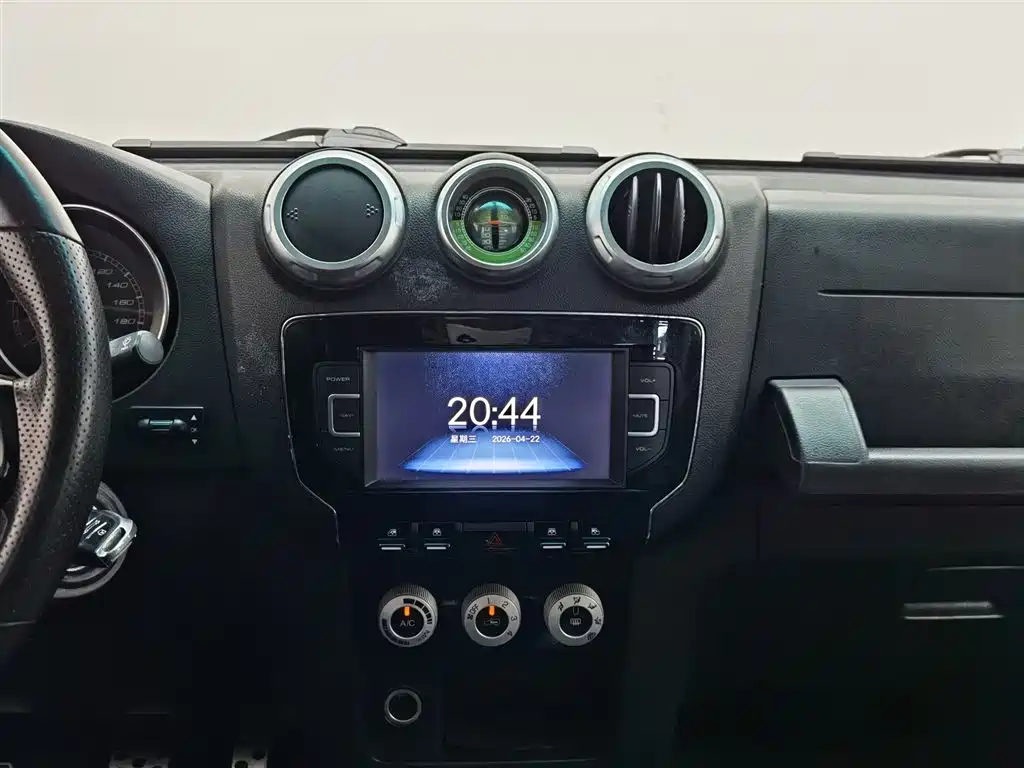 BAIC ORV Beijing Offroad BJ40 2016 Model 40L 2.0T Manual 4WD Premium фото 12