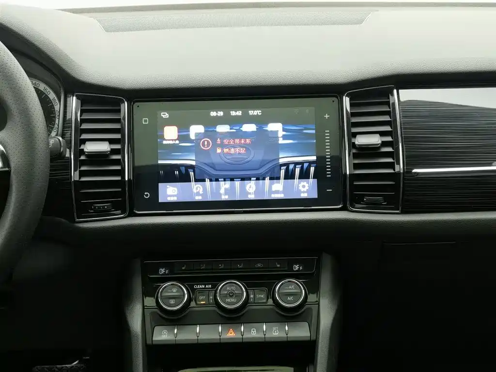 Škoda Kodiaq 2018 Facelift TSI330 5-seat 2WD Premium Luxury Edition фото 12