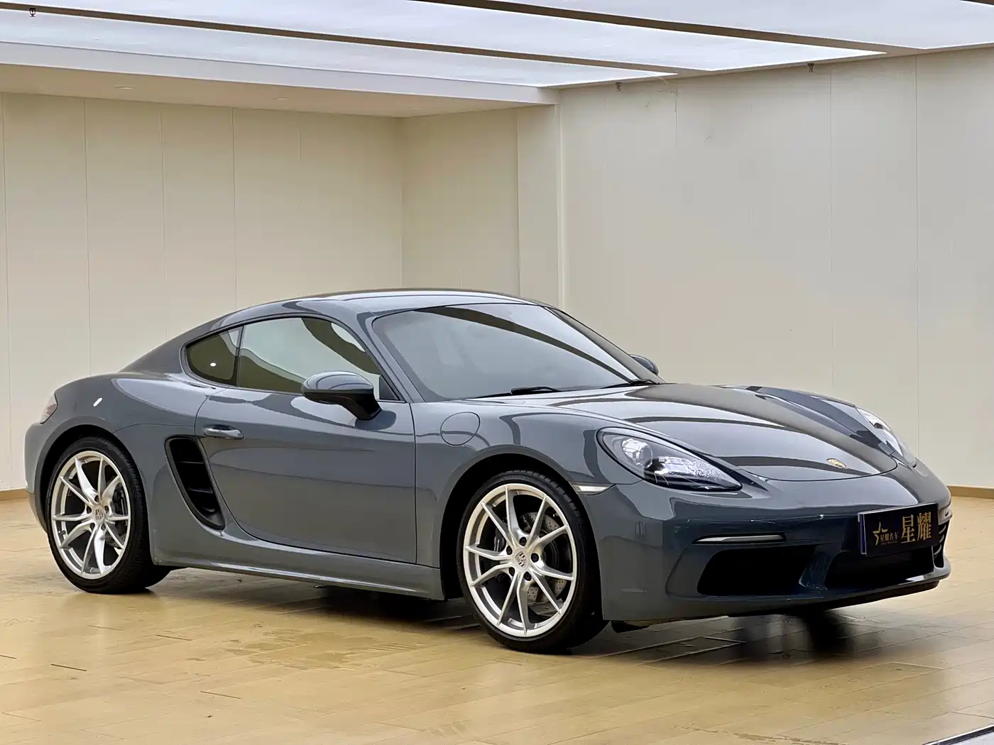 Porsche 718 2017 2016 Cayman 2.0T