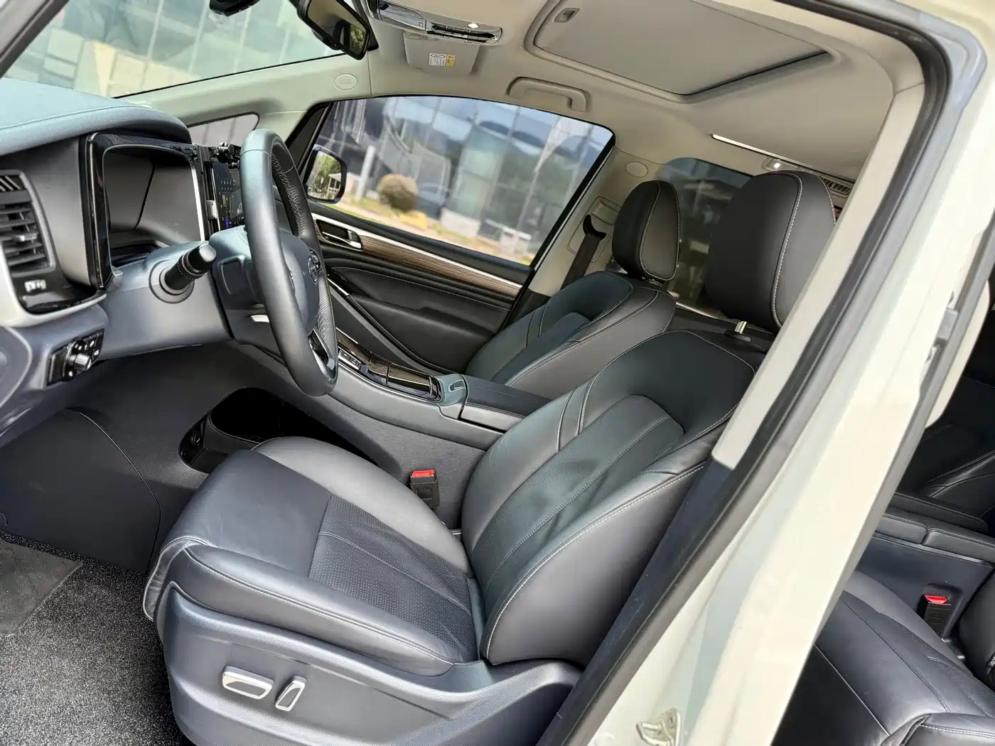 GAC Trumpchi Trumpchi M8 2021 Leading Show Series 390T Prestige Edition фото 8