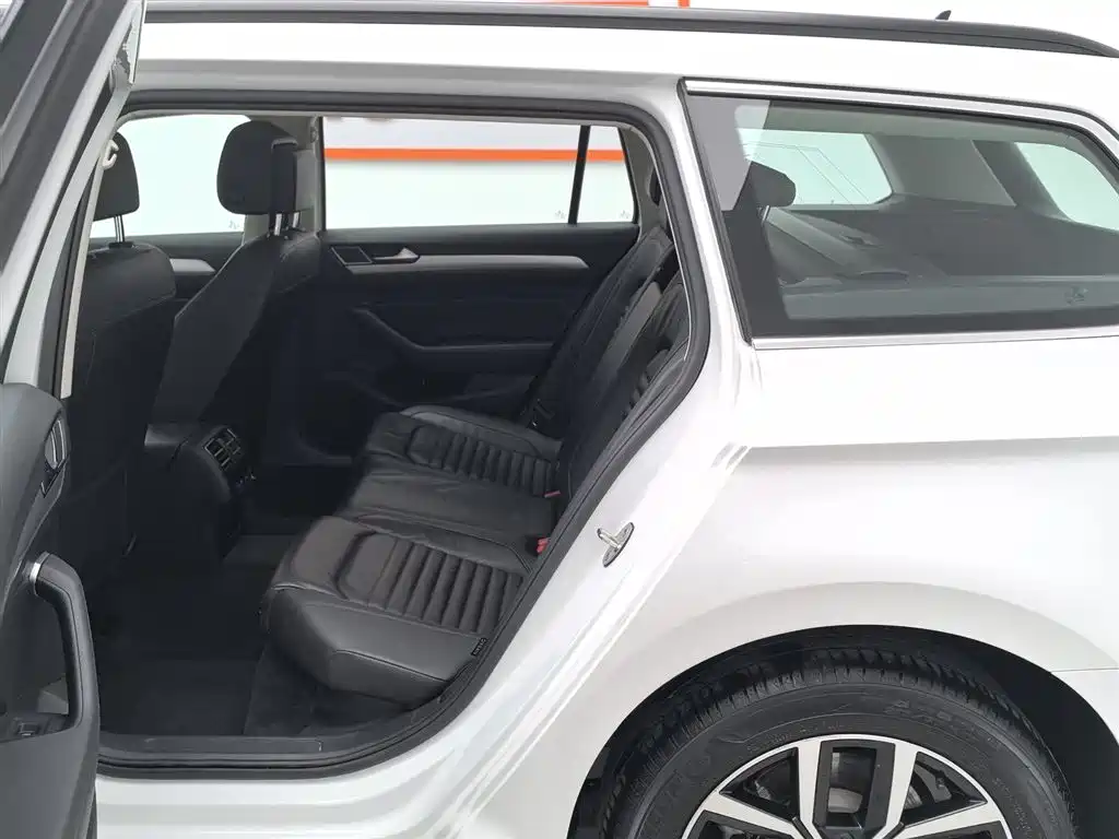 Volkswagen Weilan 2018 380TSI 2WD Comfort Edition фото 15