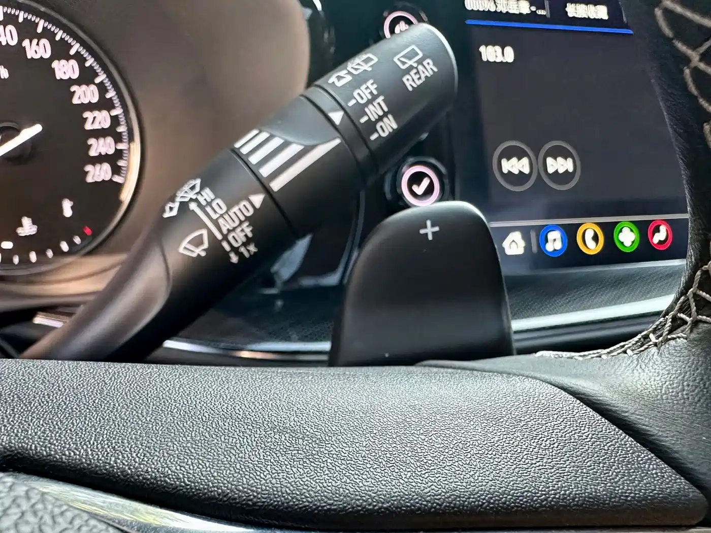Buick Envision Plus 2022 Enclave Plus 552T 5-seater Luxury фото 10