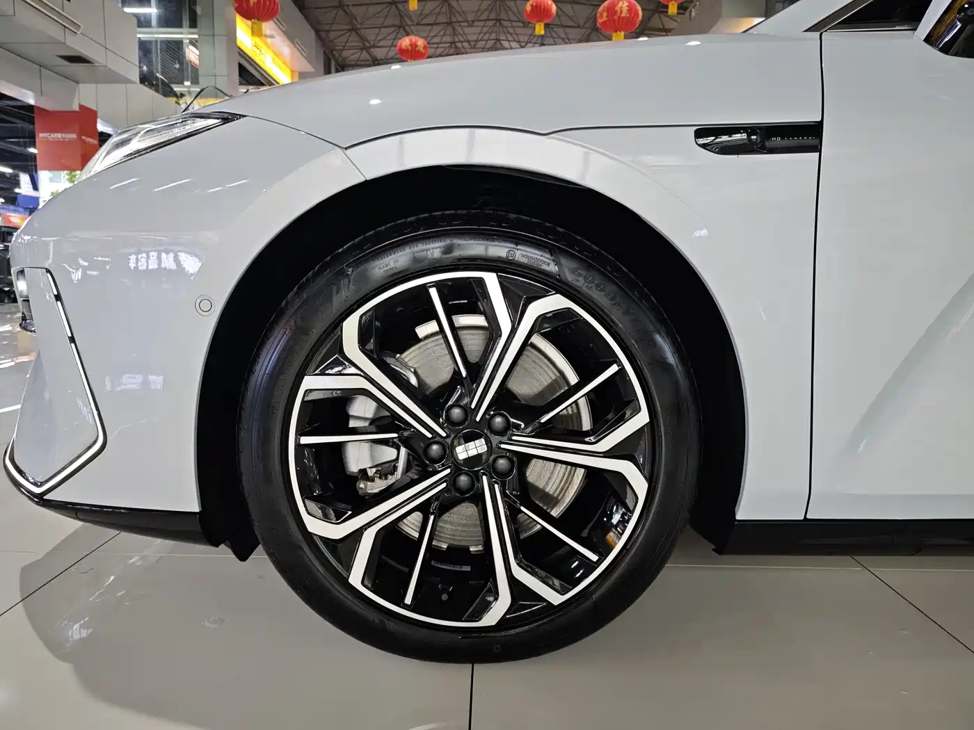 Geely Galaxy Galaxy E8 2025 700km Long Voyage Smart Drive Edition фото 21