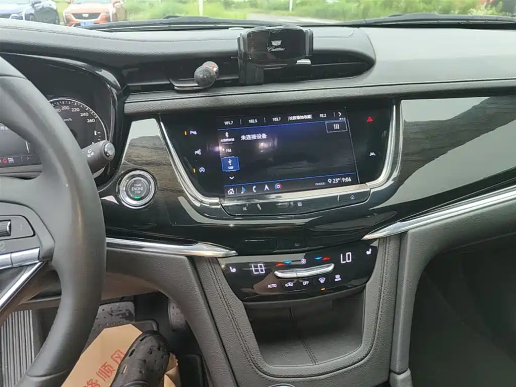 Cadillac XT6 2020 28T 7-seater AWD Premium фото 13