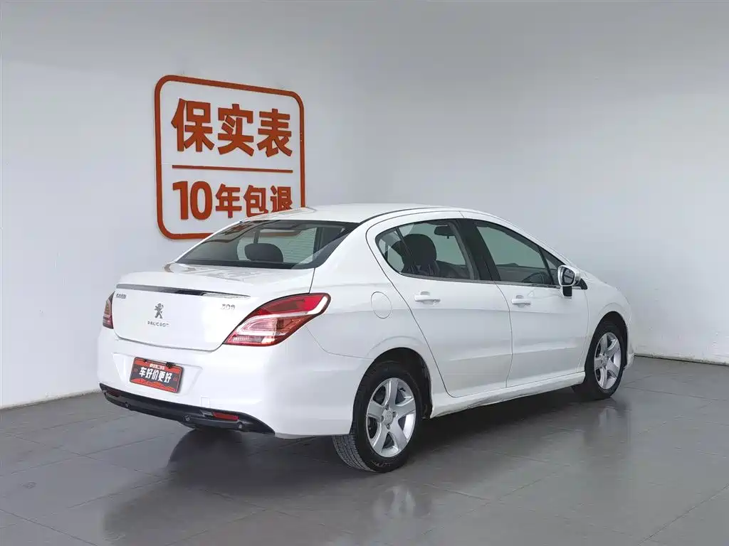 Peugeot 308 2014 Model Joy Edition Classic 1.6L Automatic Superior Style фото 2