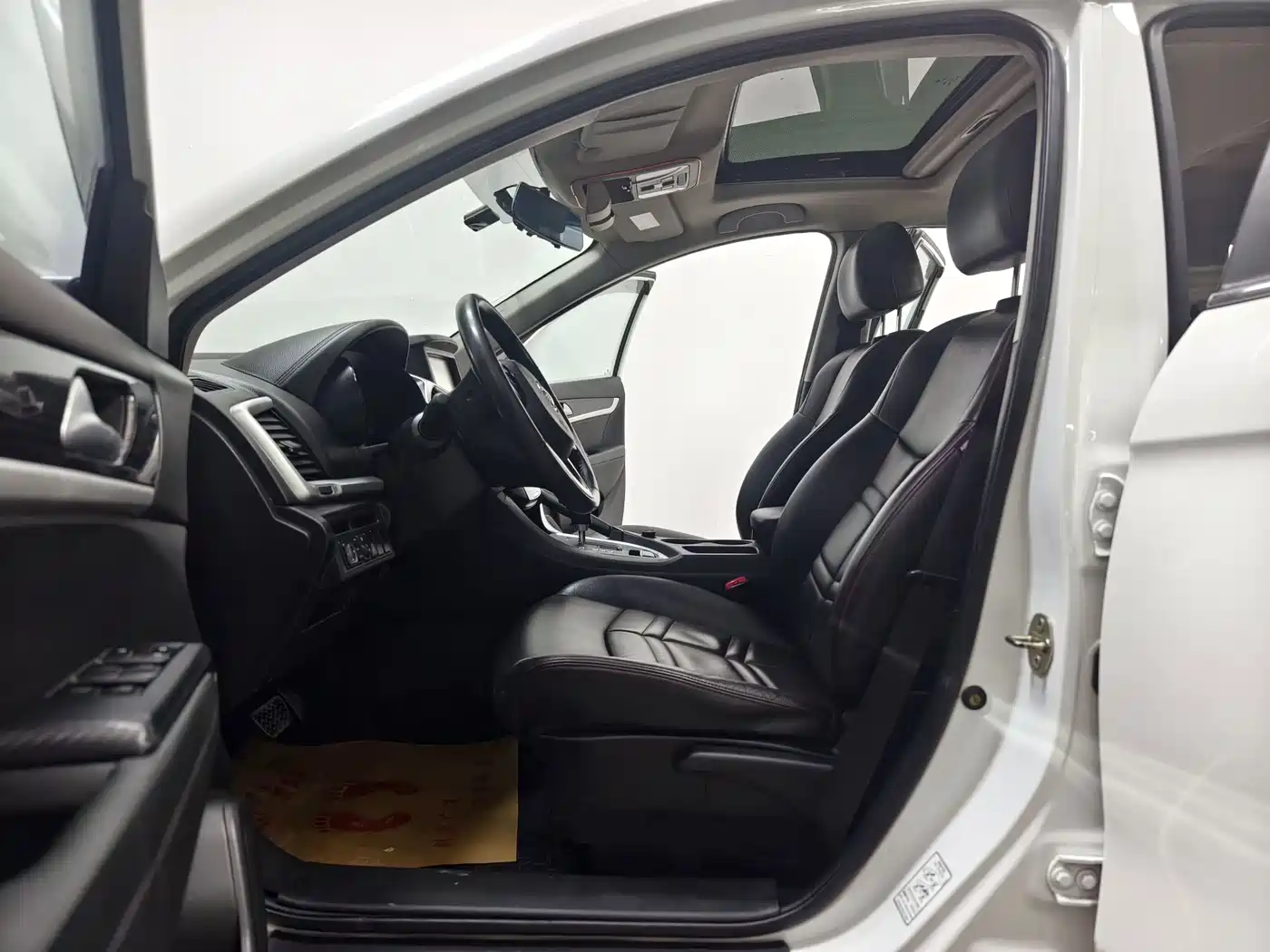 Dongfeng Aeolus Dongfeng Fengshen AX7 2016 2015 2.0L Automatic Smart Ease