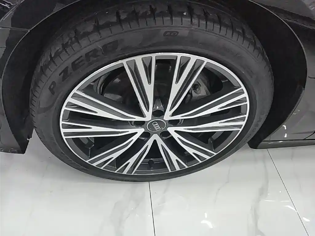 Audi A6L 2023 45 TFSI quattro Premium Dynamic фото 23