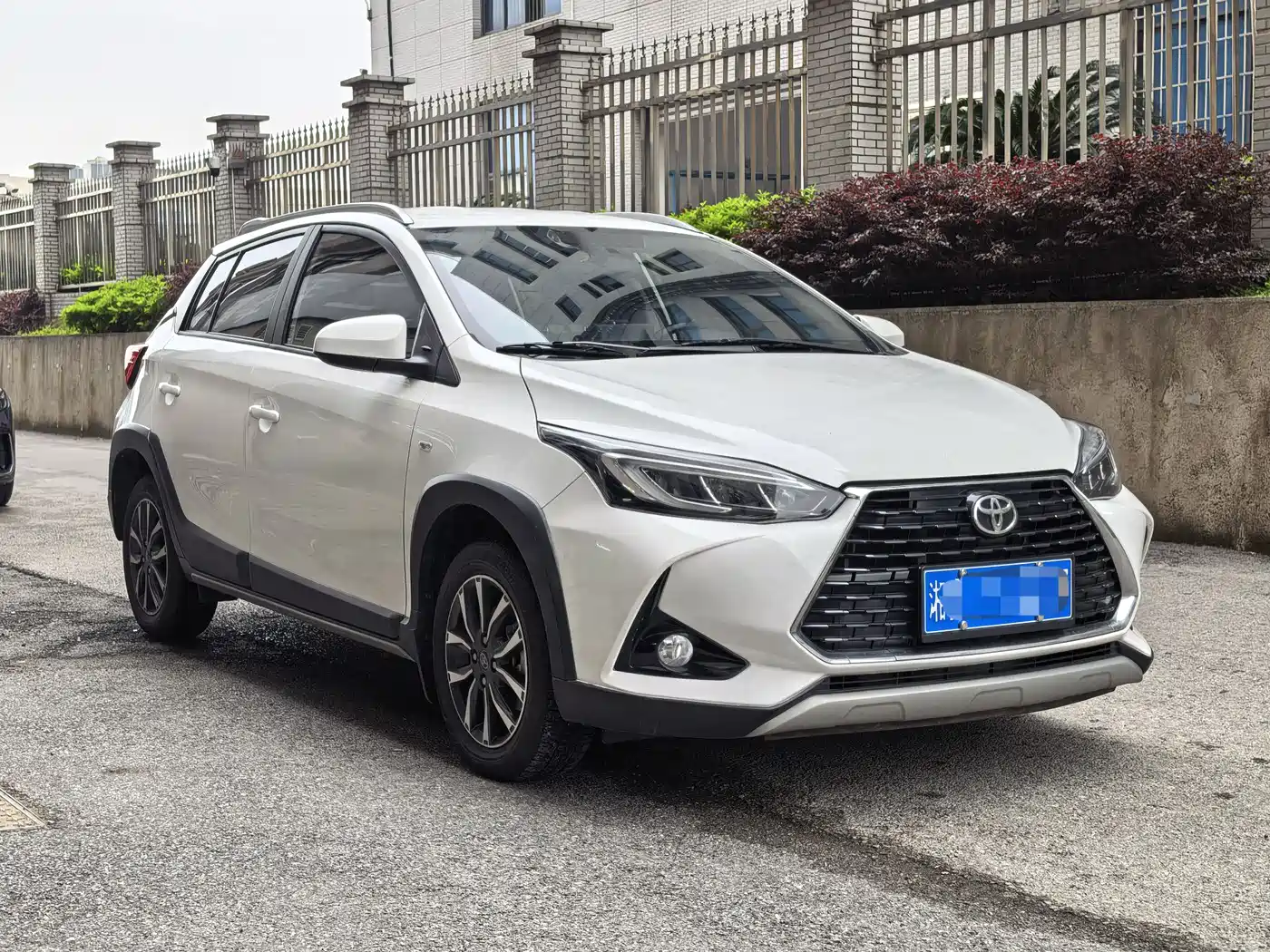 Toyota YARiS L Zhi Xuan 2021 Zhi Xuan X 1.5L CVT Luxury Edition фото 3