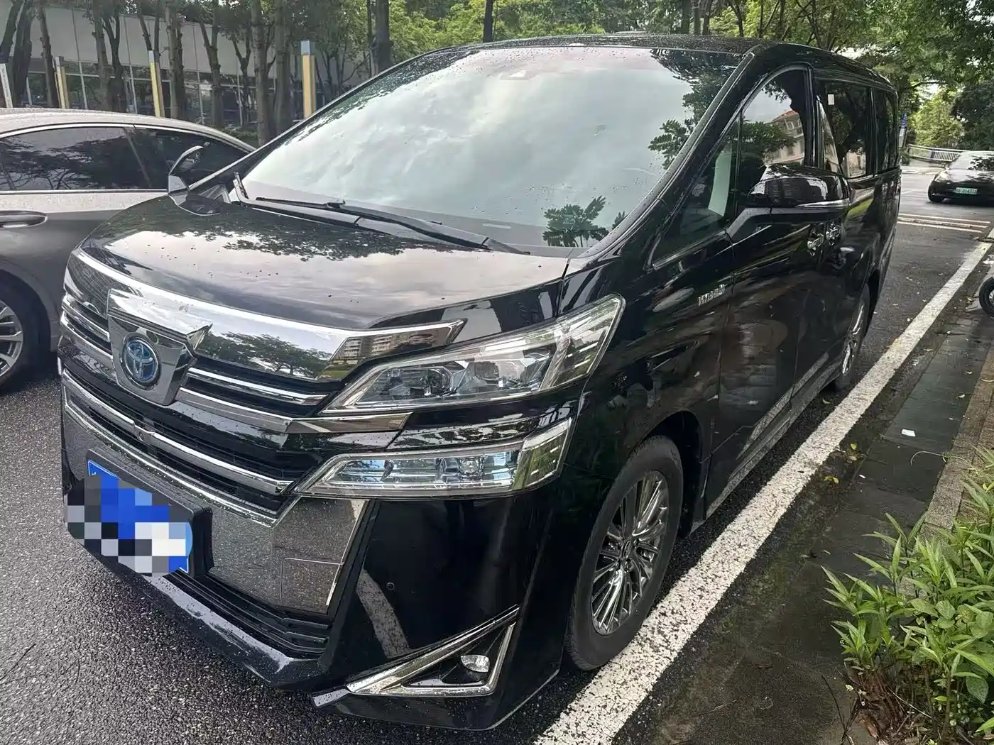 Toyota Vellfire 2019 Hybrid 2.5L HV Luxury Edition