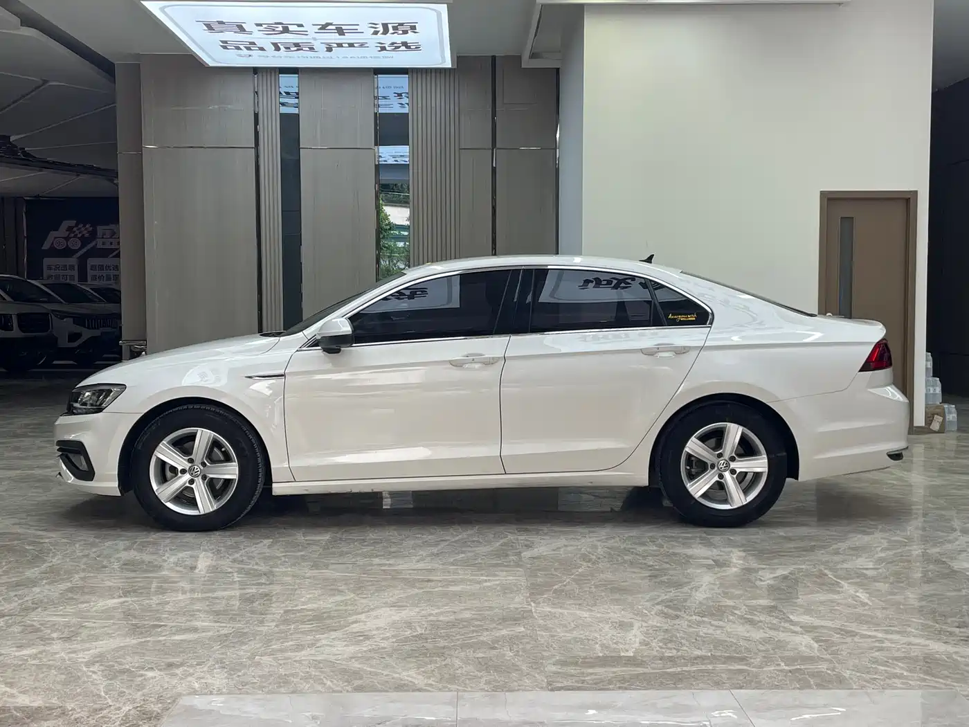 Volkswagen Lamando 2019 230TSI DSG Fashion Edition China VI фото 4