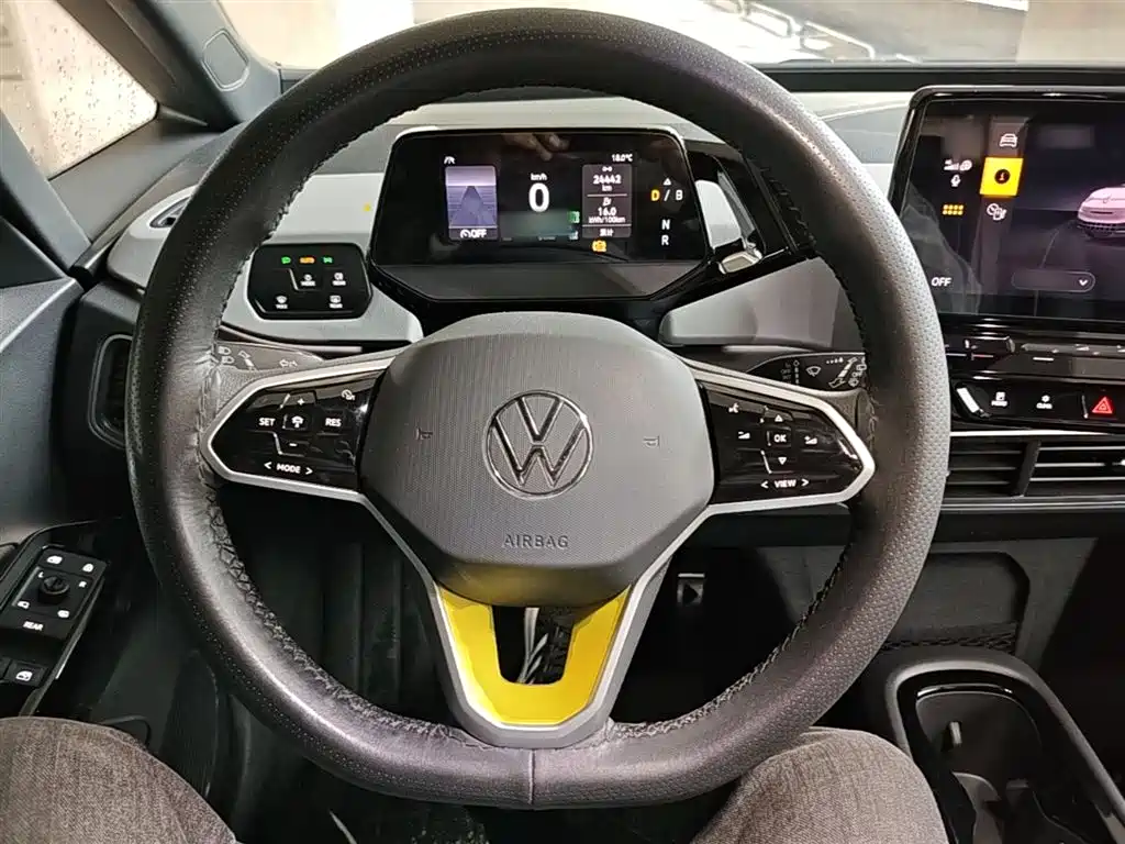 Volkswagen ID.3 2024 Pure Smart Edition фото 11