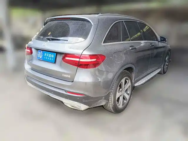 Mercedes-Benz GLC 2016 GLC 260 4MATIC Dynamic — фото 2