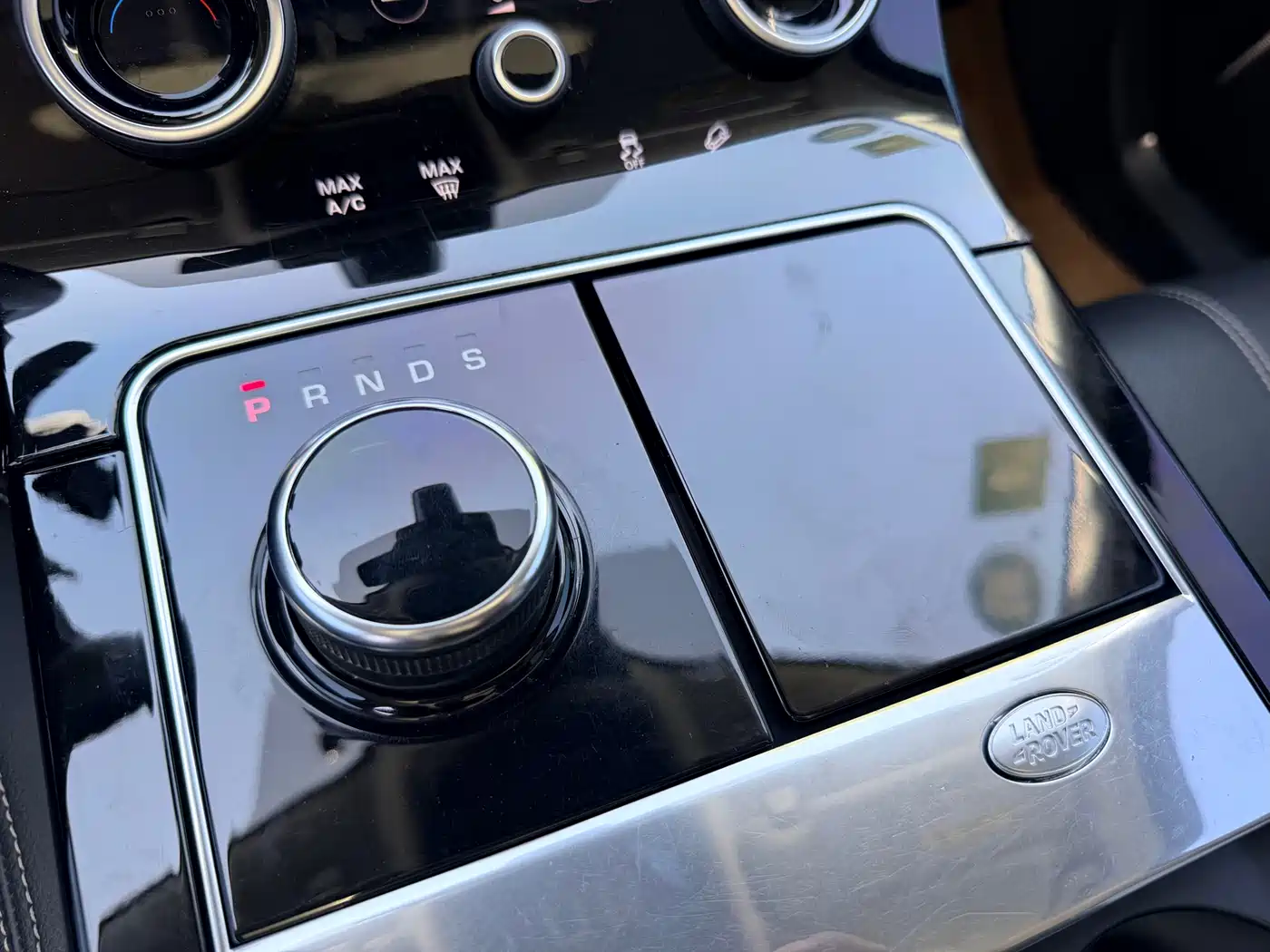 Land Rover Range Rover Velar 2018 P300 S фото 14