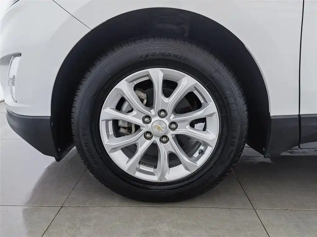 Chevrolet Equinox 2019 535T Auto Galloping Edition China V фото 17