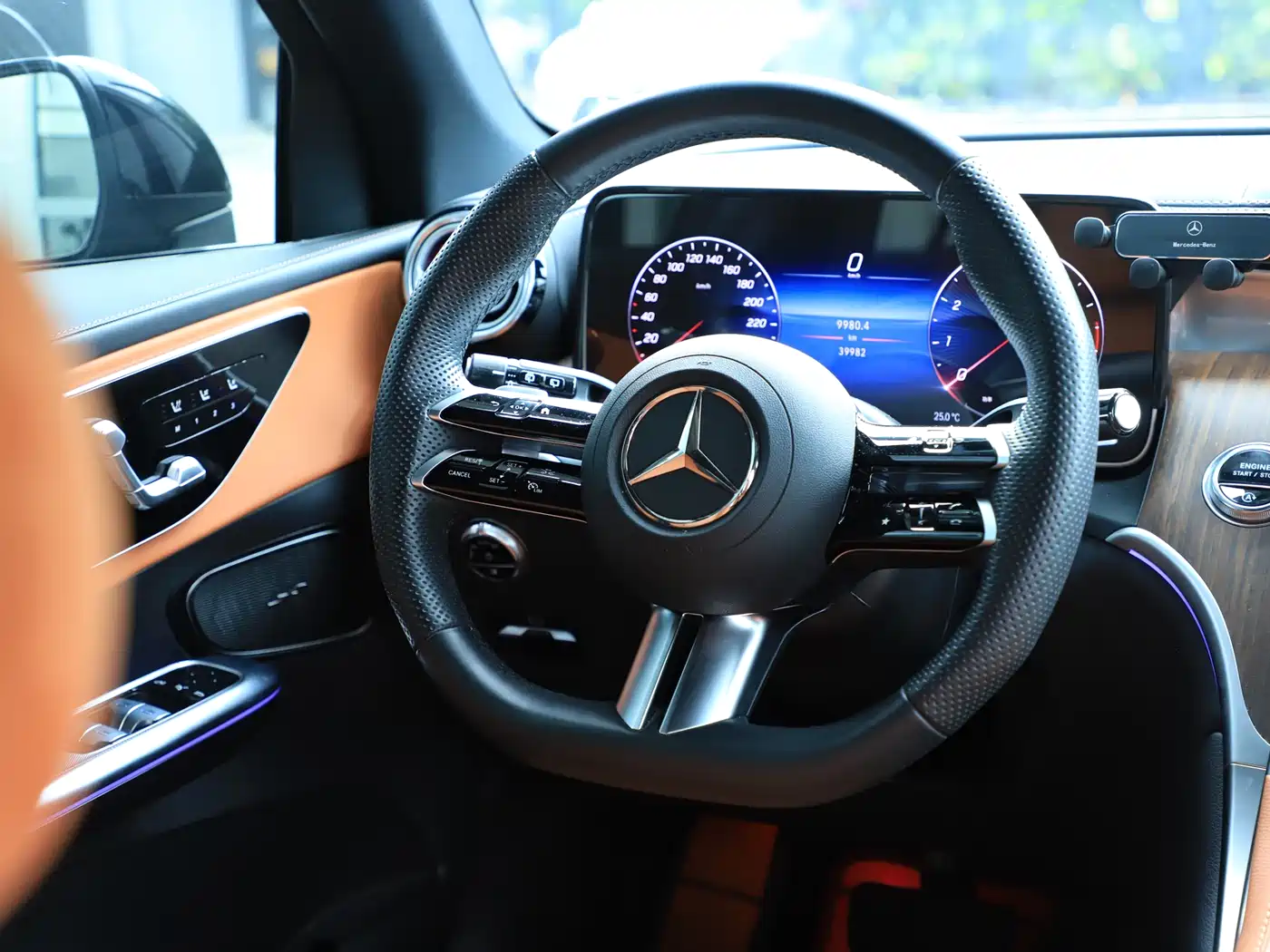 Mercedes-Benz GLC 2024 GLC 300 L 4MATIC Dynamic 5-seater фото 20