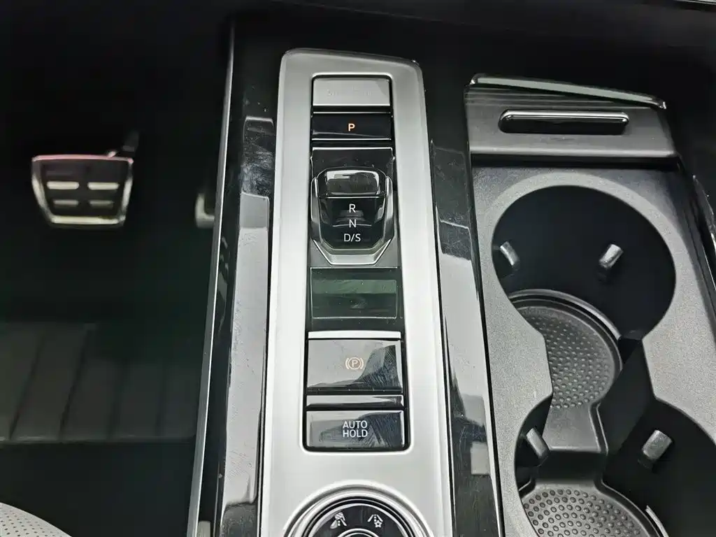 Volkswagen Talagon 2023 380TSI 4WD R-Line Touring Edition фото 13