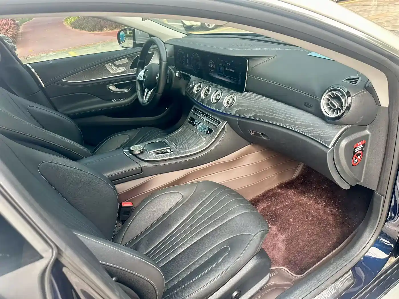 Mercedes-Benz CLS 2018 CLS 300 Dynamic фото 8