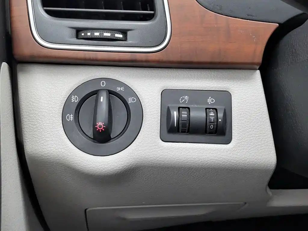 Maxus G10 2017 2016 2.0T Automatic Elite