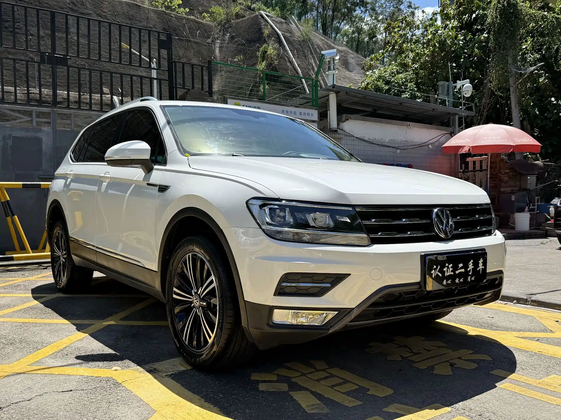 صورة 3 - Volkswagen Tiguan L