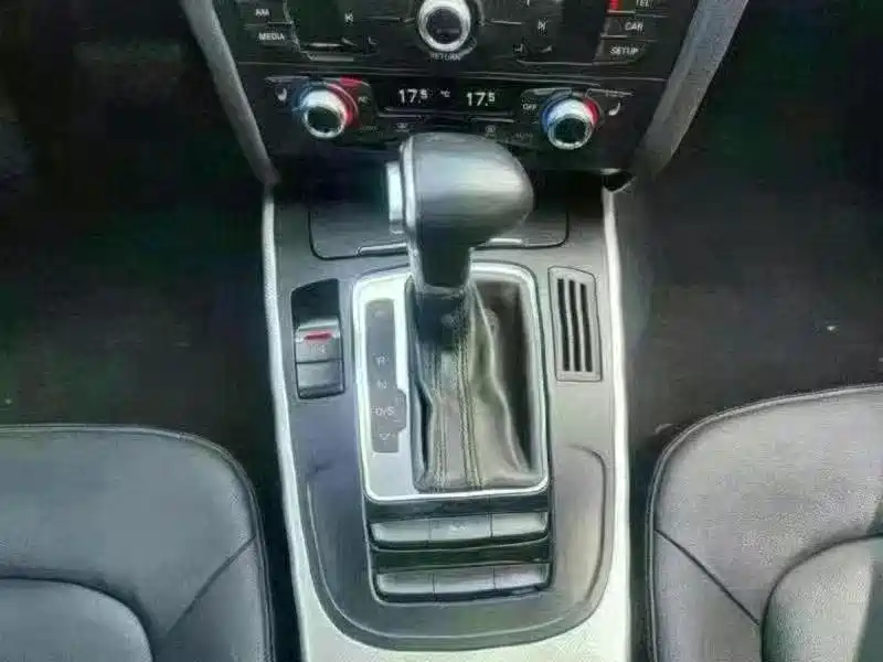 Audi A4 (Import) 2013 40 TFSI allroad quattro Luxury фото 5