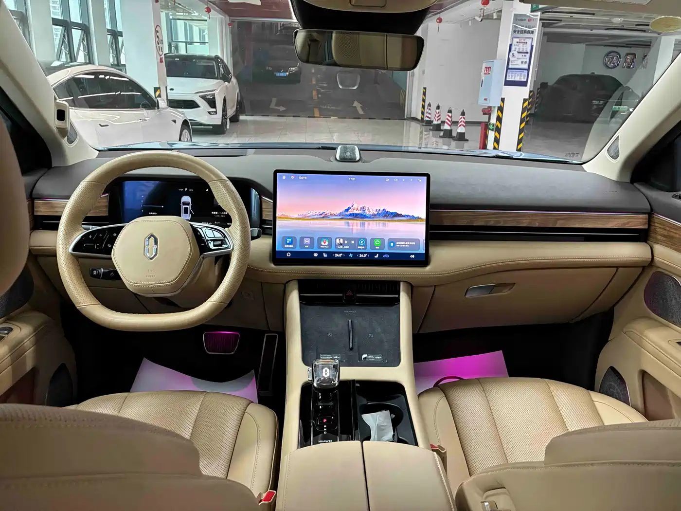 AITO Wenjie AITO M7 2024 1.5T AWD Plus 5-Seater фото 7