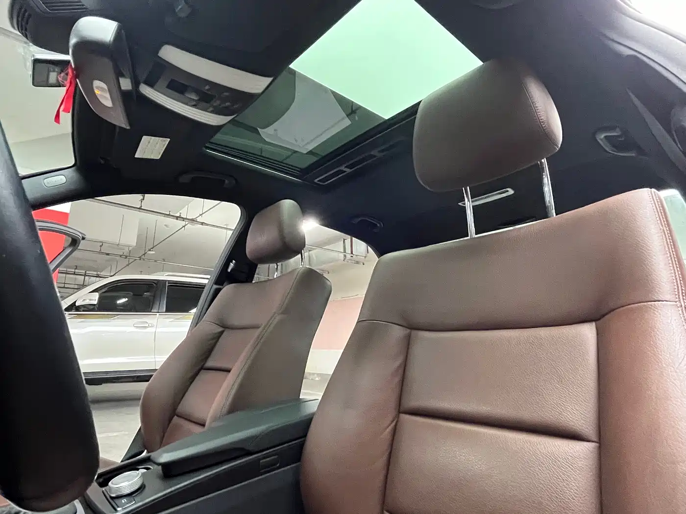 Mercedes-Benz E-Class (Import) 2010 E 260 CGI Fashion фото 14