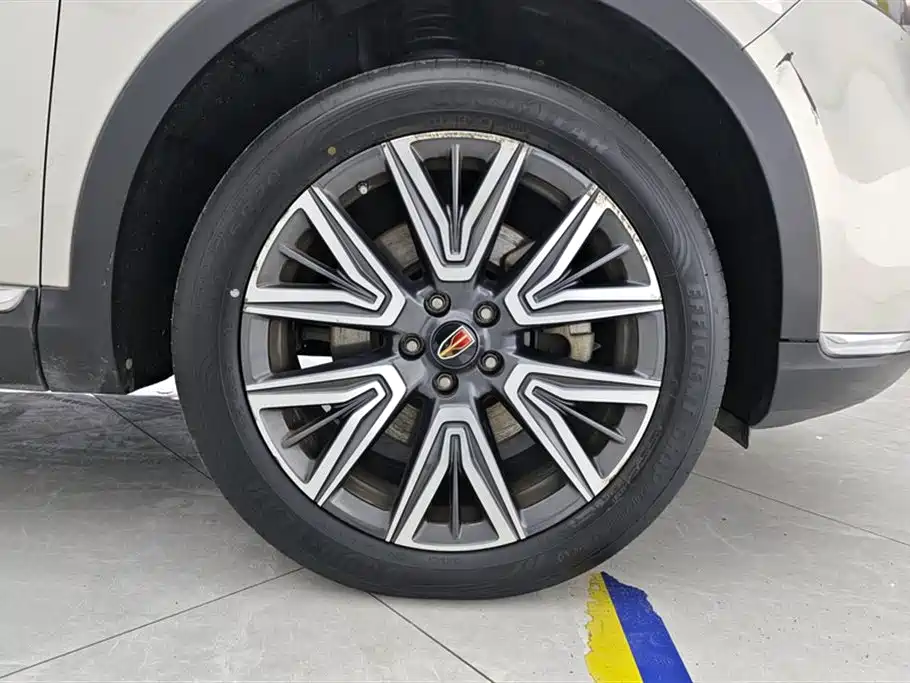 Hongqi HS5 2022 2.0T Smart Connect Flagship AWD Edition фото 6
