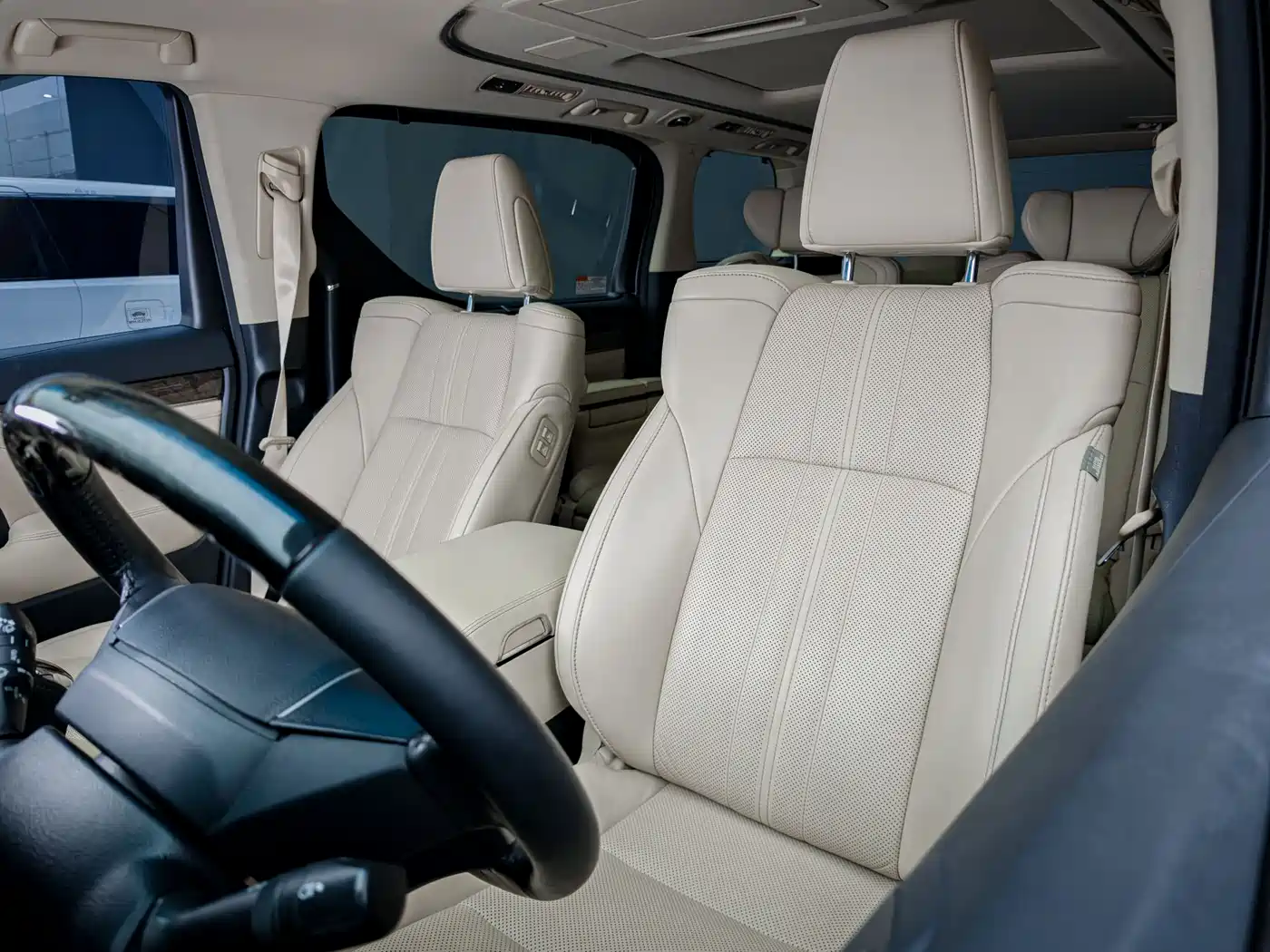 Toyota Alphard 2018 Facelift 3.5L Premium Edition фото 7