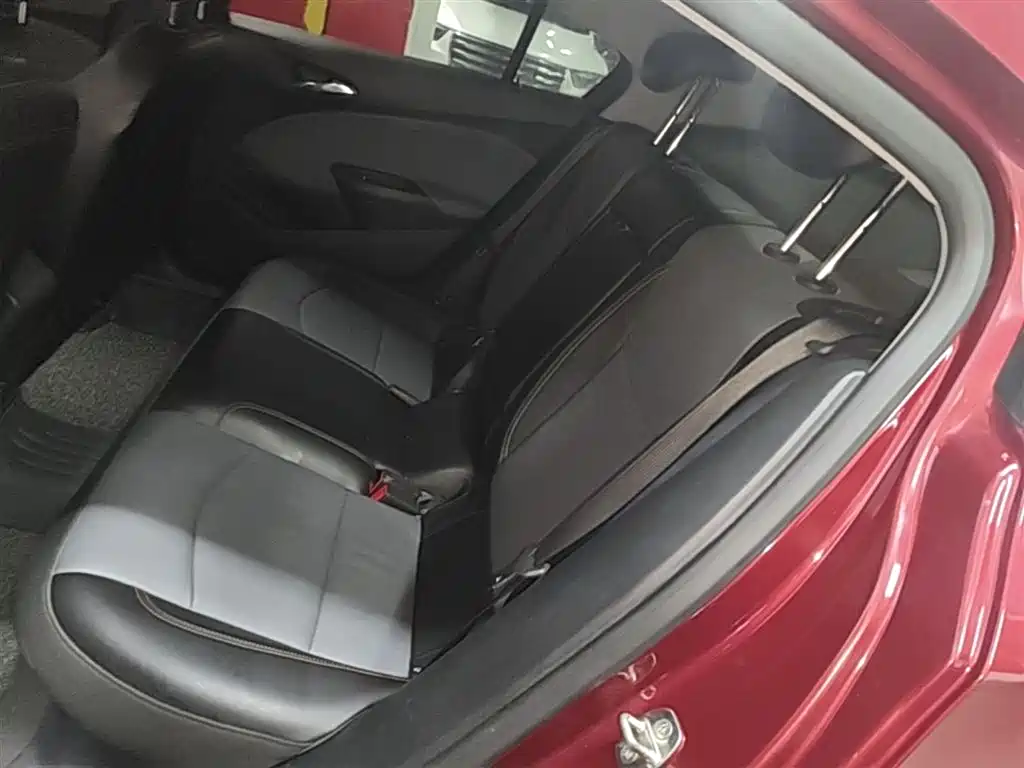 Chevrolet Cruze 2018 320 Automatic Xuanfeng Urban Edition фото 17