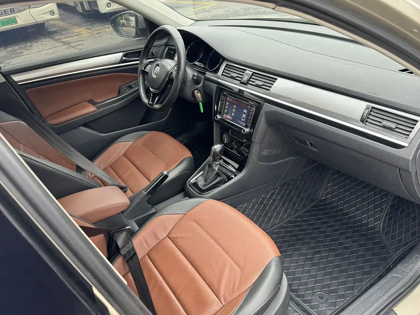 Volkswagen Bora 2016 Model 1.6L Automatic Comfort фото 10